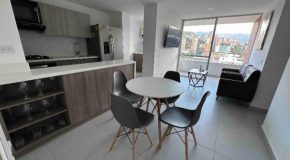 Apartamento en el poblado vista a todo Medellín.